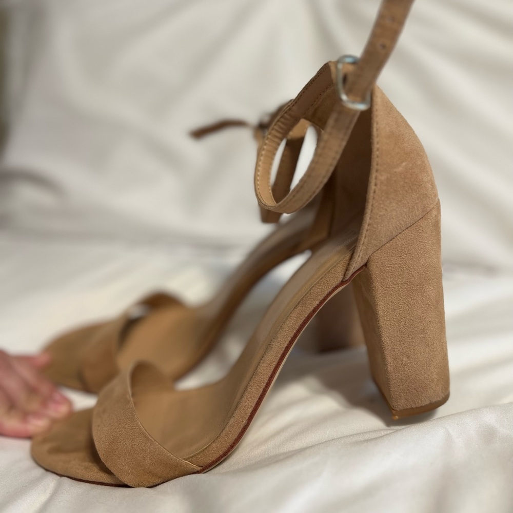 Nude chunky heels